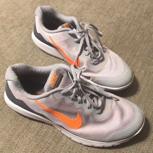 Women’s Nike Shoes